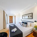 Hotel Lacitrus & *