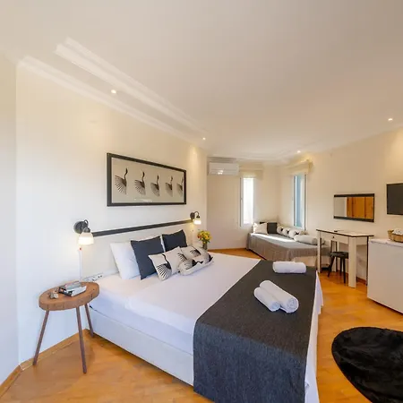 Lacitrus Hotel&villa *