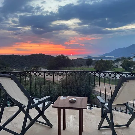 Lacitrus & Szálloda Kaş