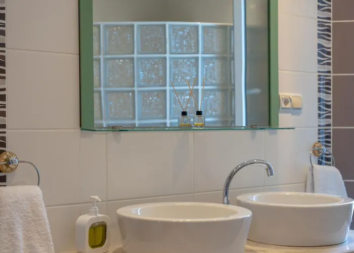 Szálloda Lacitrus &