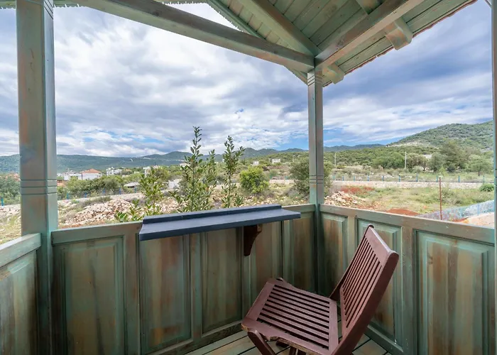 Szálloda Lacitrus & *